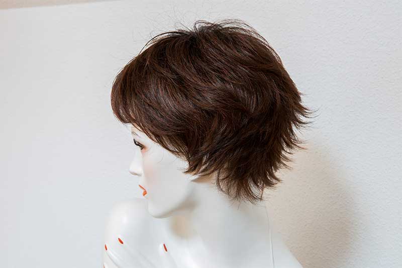 Quels sont les différents avantages d’une perruque en cheveux naturels ?